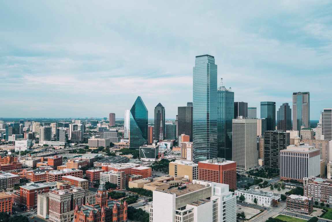 aerial photo of city buildings